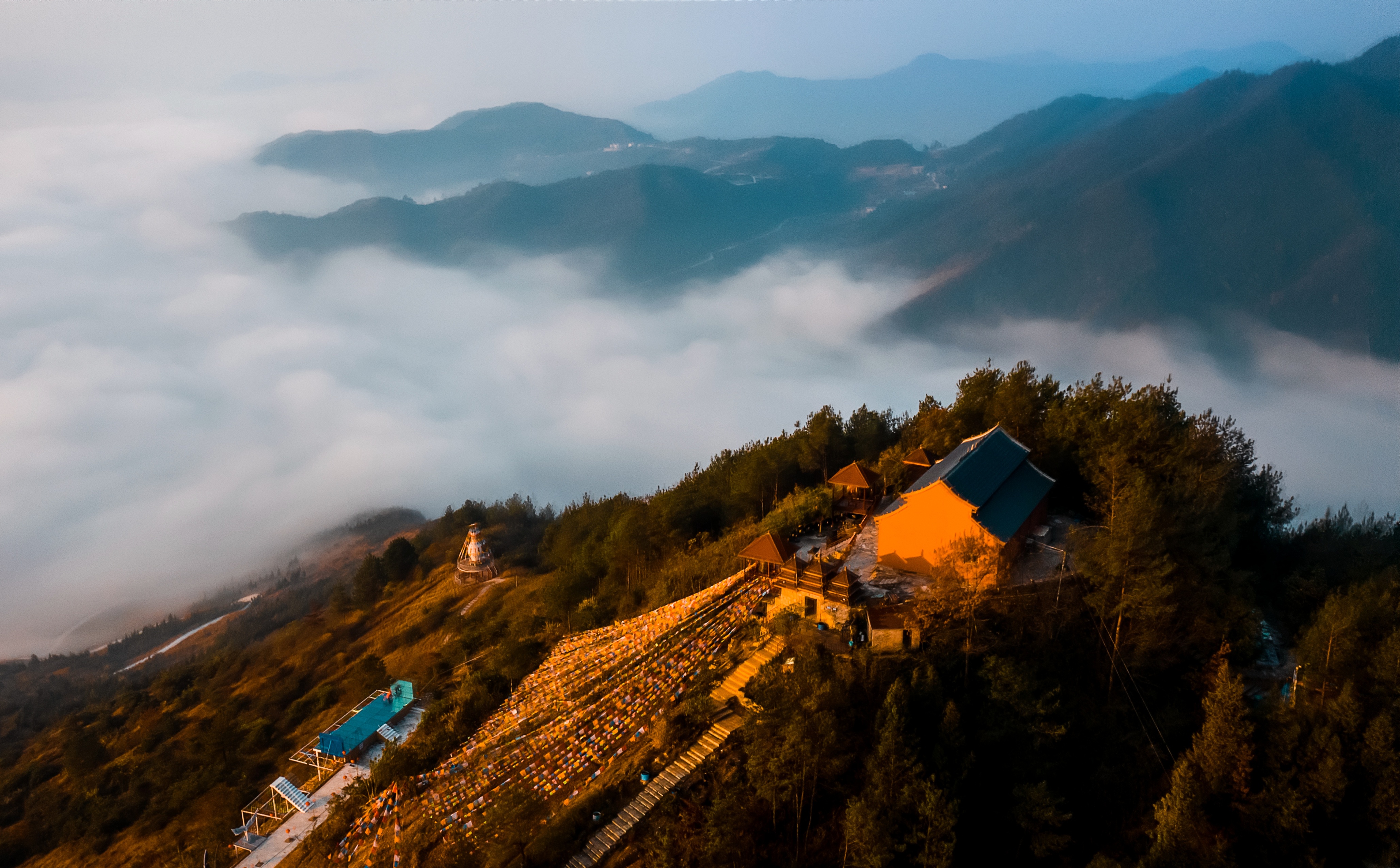 云阳红狮九女山景区图片