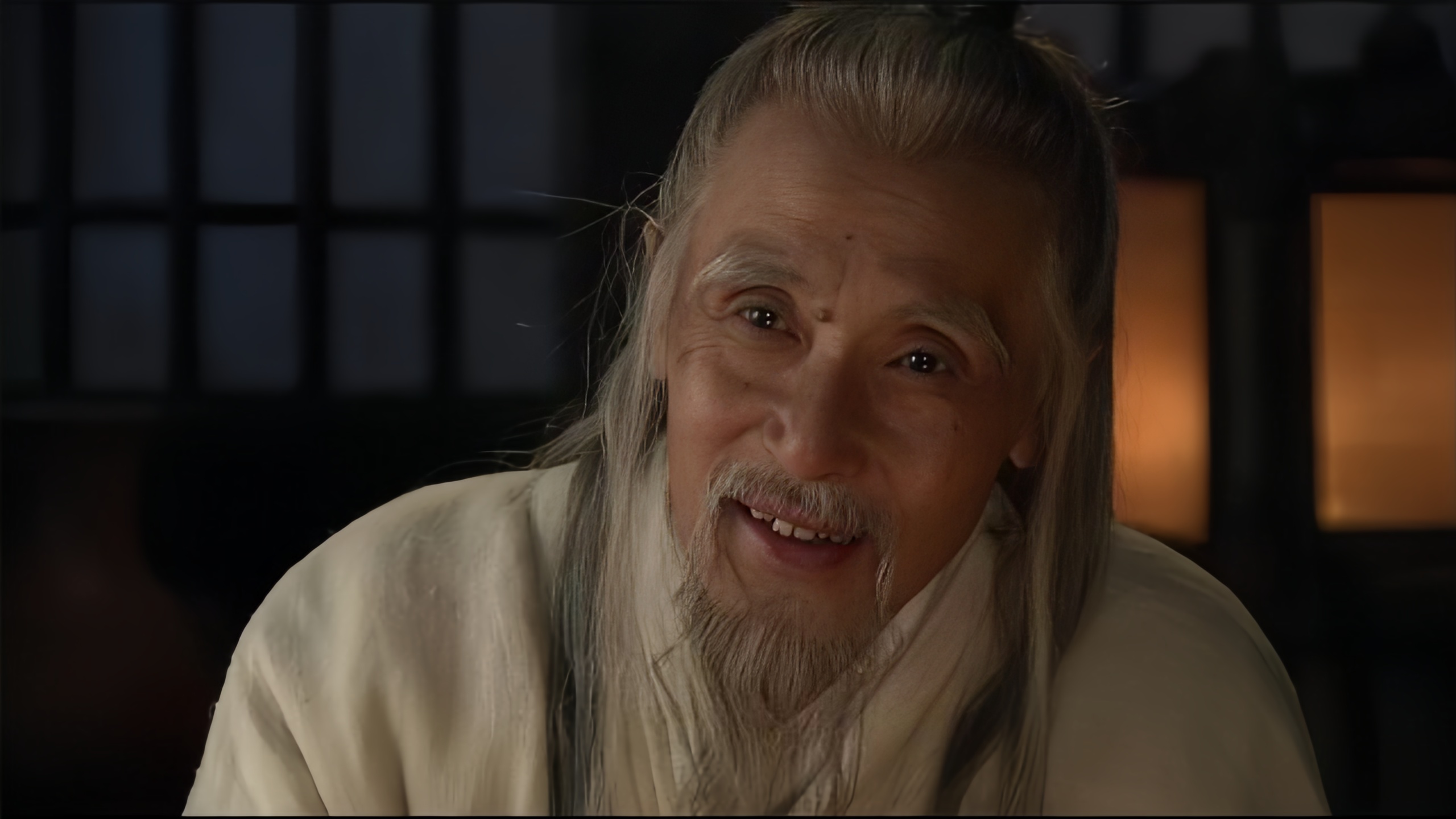 他深藏不露,是三国数一数二的智者,司马徽,诸葛亮等人不如他