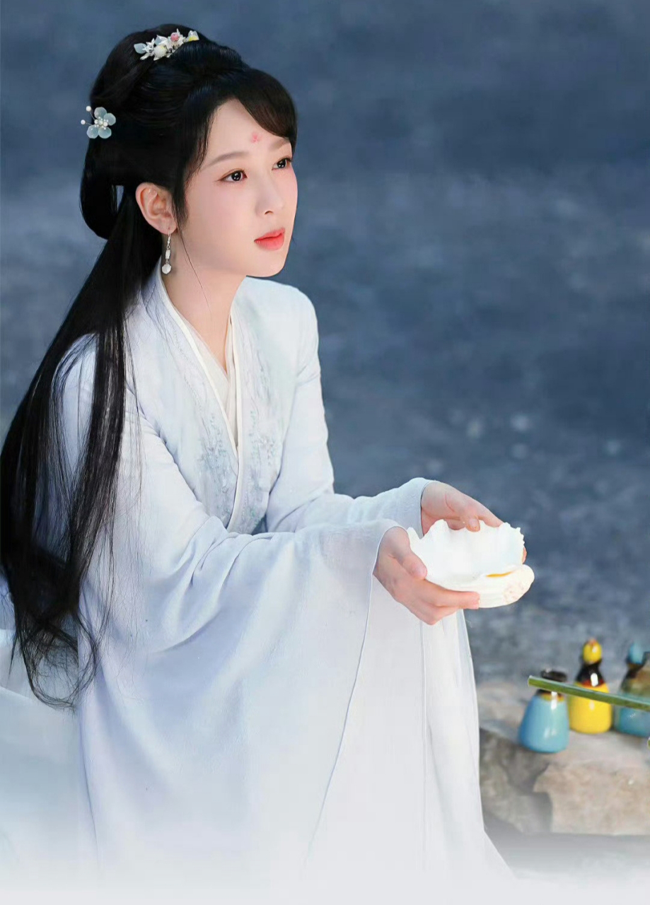 杨紫高清壁纸头像(六十八)[吃鲸]