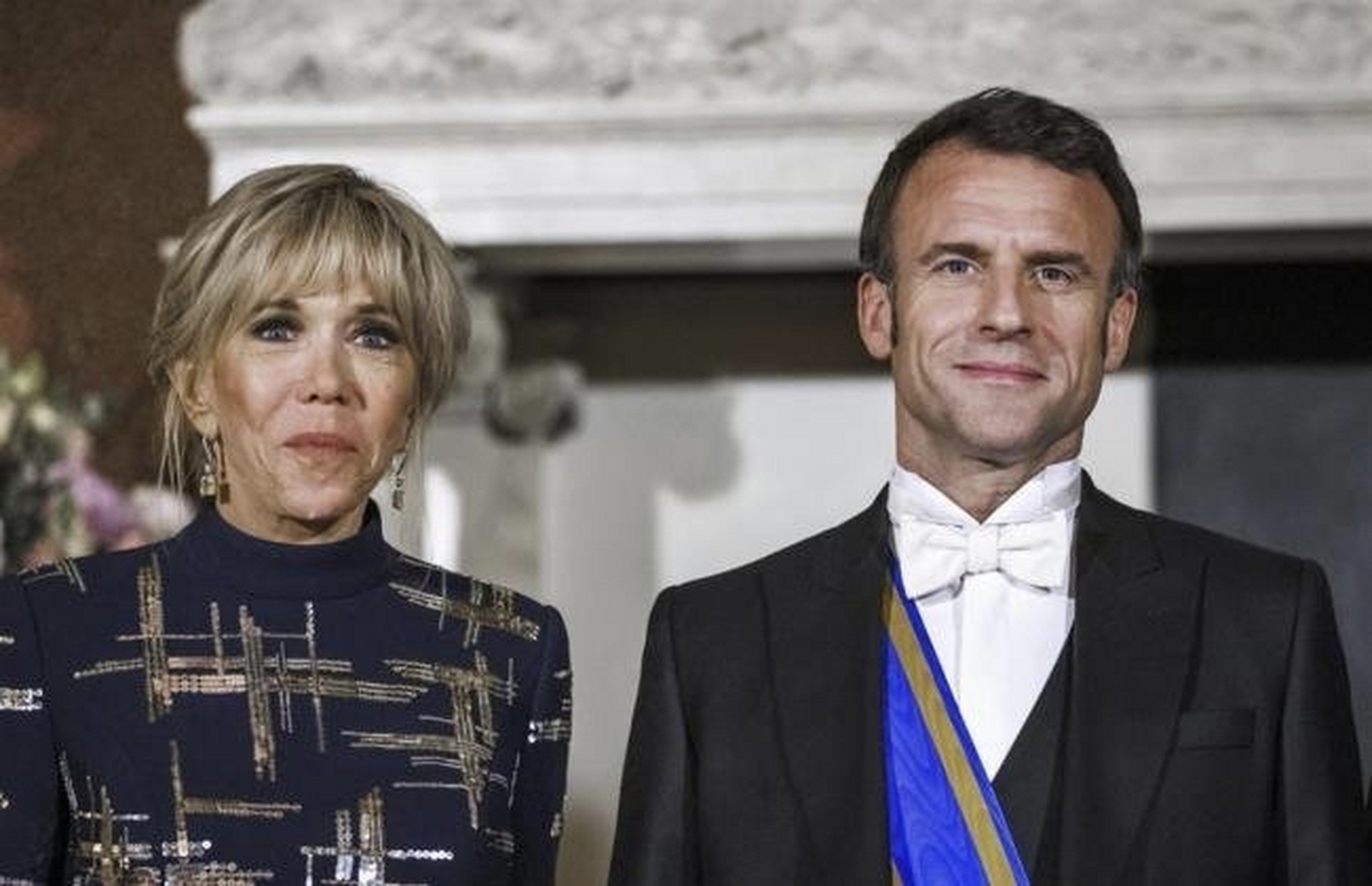 马克龙夫人布丽吉特70岁生日,小她24岁的丈夫马克龙为他庆生.