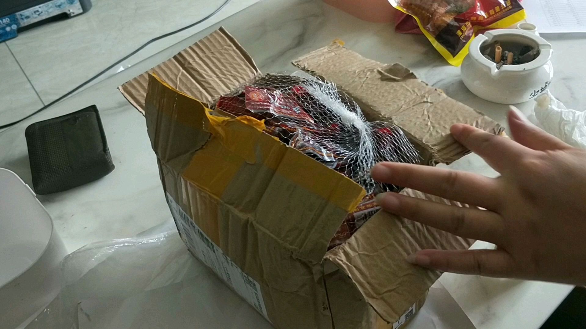 小超市经常买到山寨货,这次网购回来更有惊喜