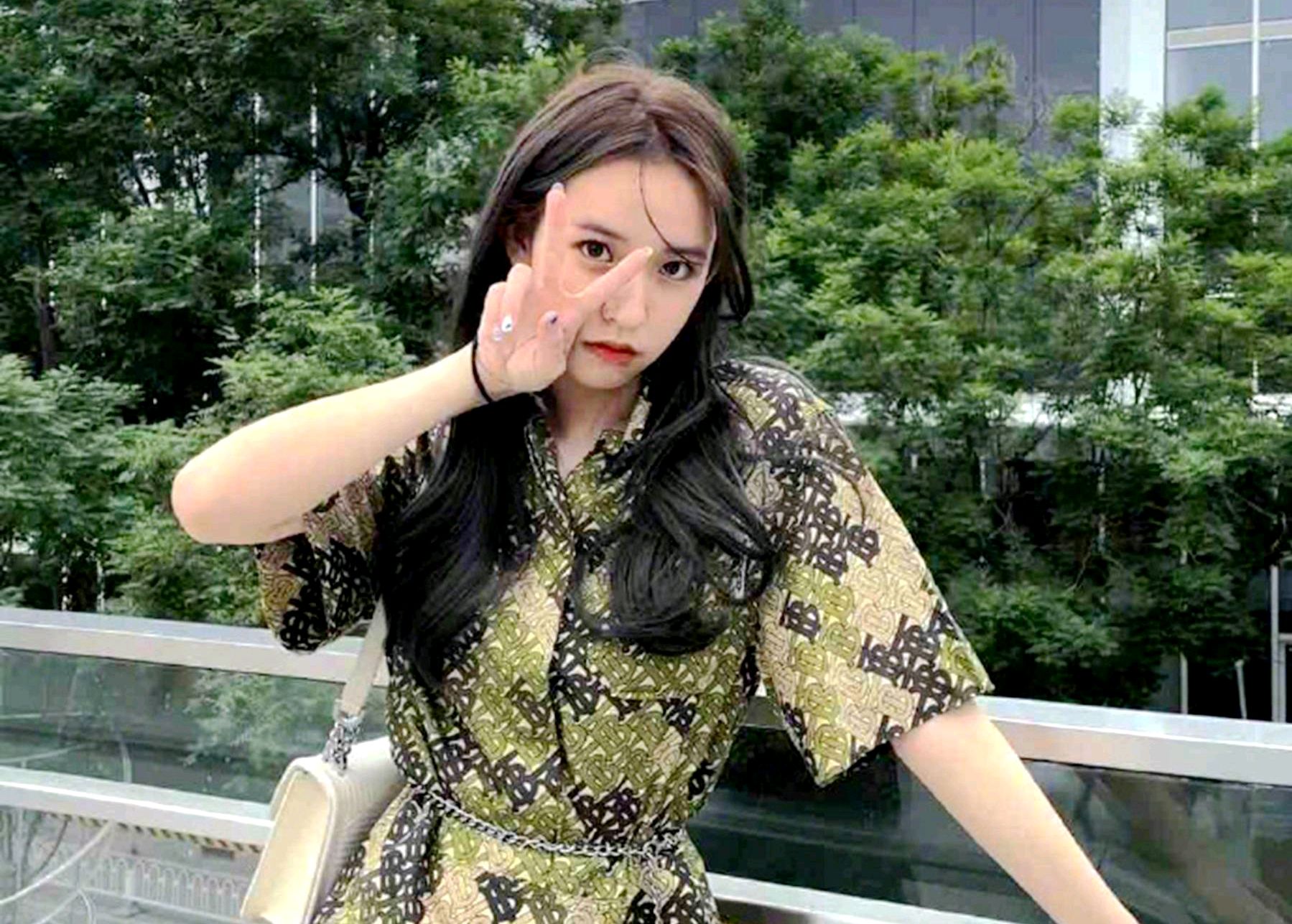 程潇妹妹程晨签约乐华成为乐华训练生,你觉得她会火吗?