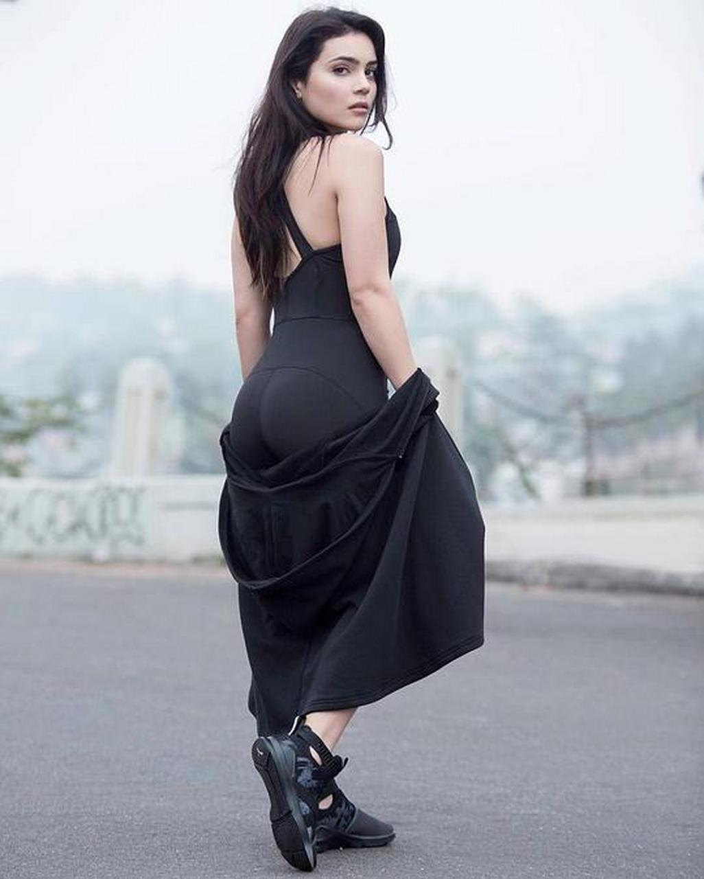 女星安德莉亚·隆多 andrea londo