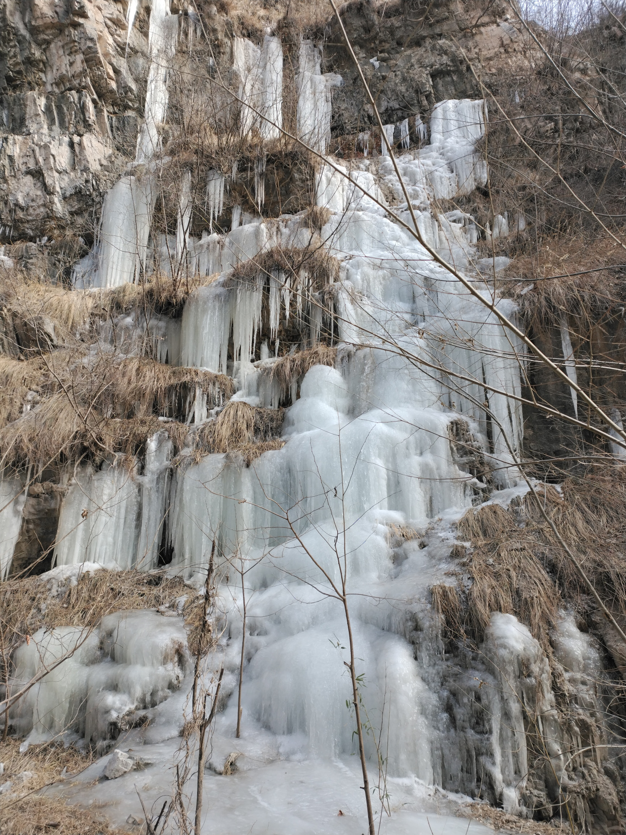 保定市唐县全胜峡赏冰瀑一日游