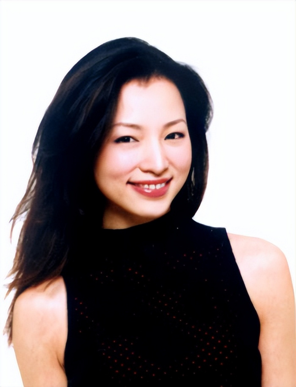 央视美女主持董卿.