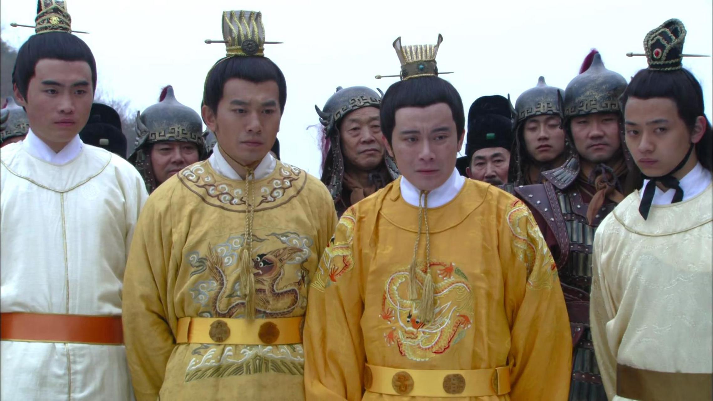 此时明朝皇帝叫朱翊钧,儿子朱常洛已经十五岁了.