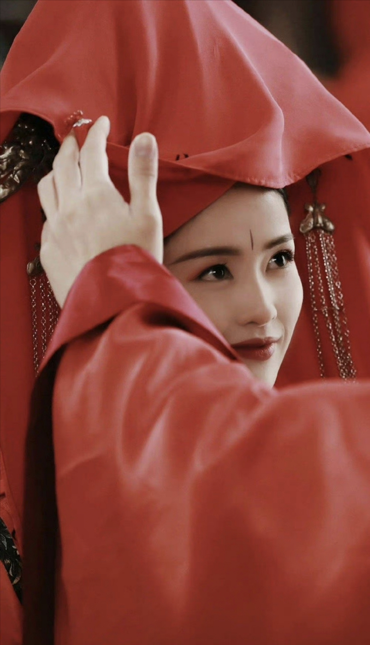 你们喜欢这样的白鹿吗?[打call][打call][打call]