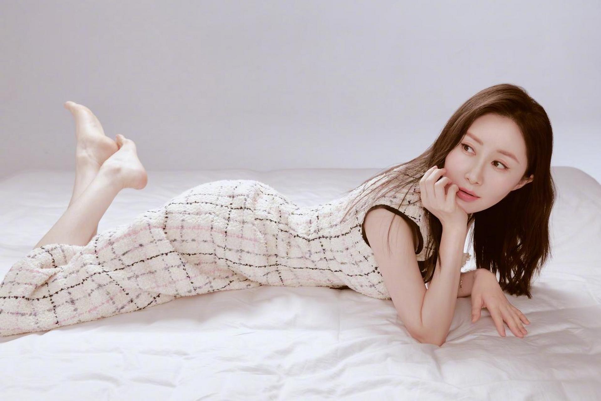 舒畅   美脚丫儿     #舒畅