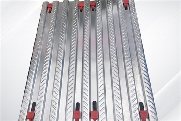 新型压瓦钢跳板