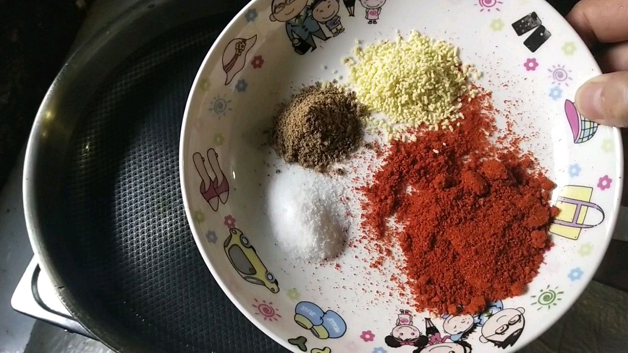 青树坪米粉汤料制作