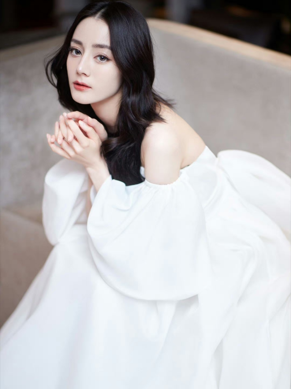 小迪的时尚大片,谁看谁不迷糊?太美了