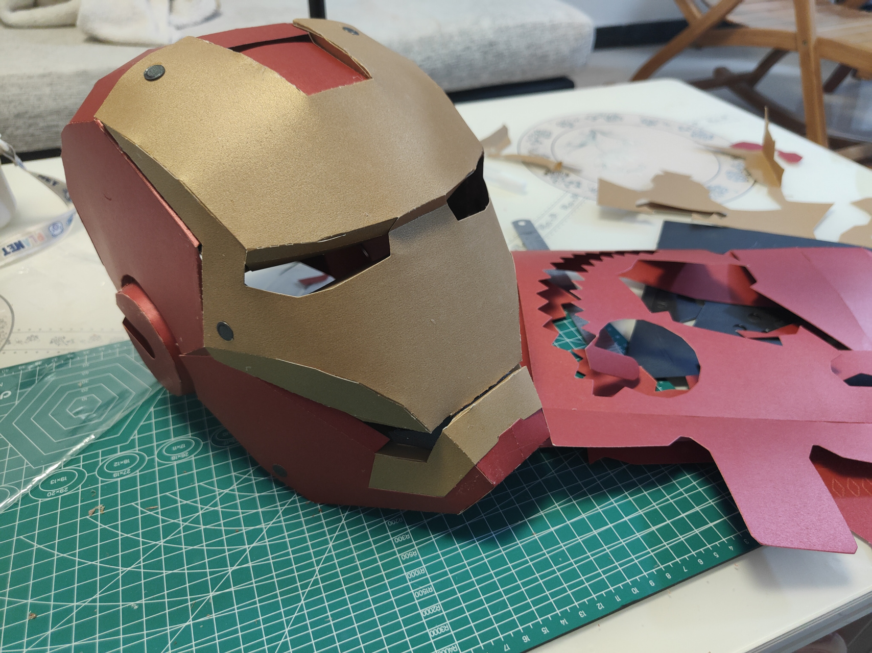 钢铁侠头盔制作完成