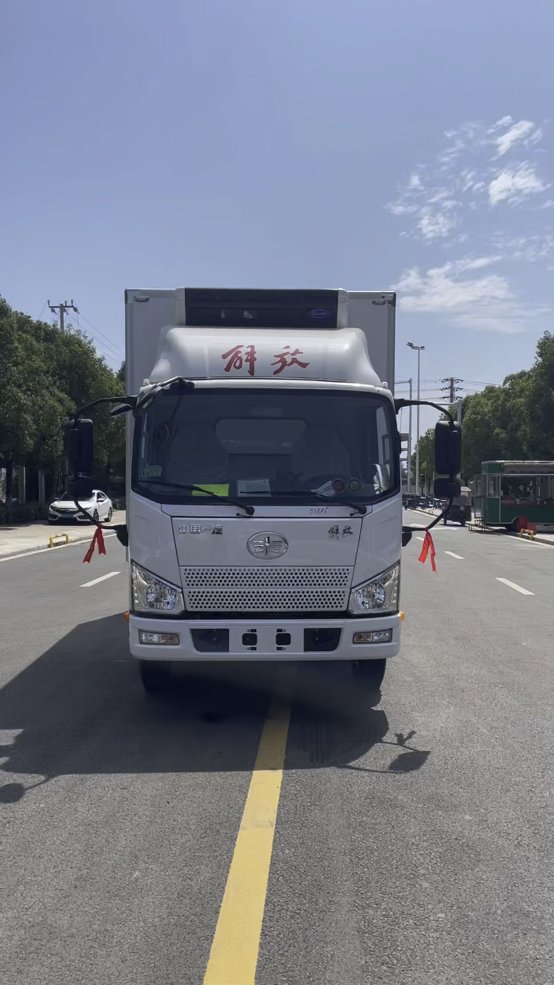 排量大马力大6档变速箱关键这款解放j6f蓝牌四米二冷藏车不超重匹配