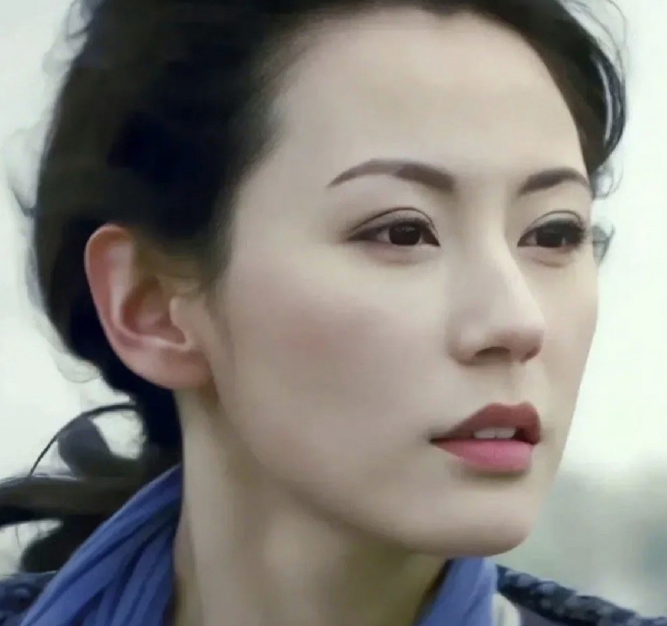 刘心悠这鼻子美的好像雕塑品