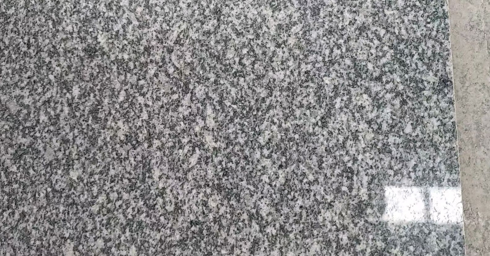灰色花岗岩