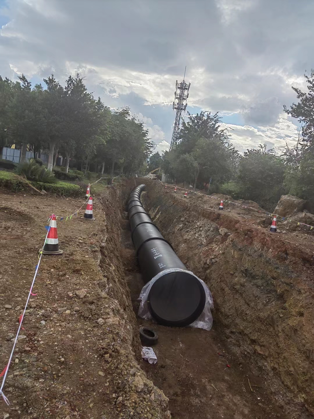 长距离输气管线系统的构成