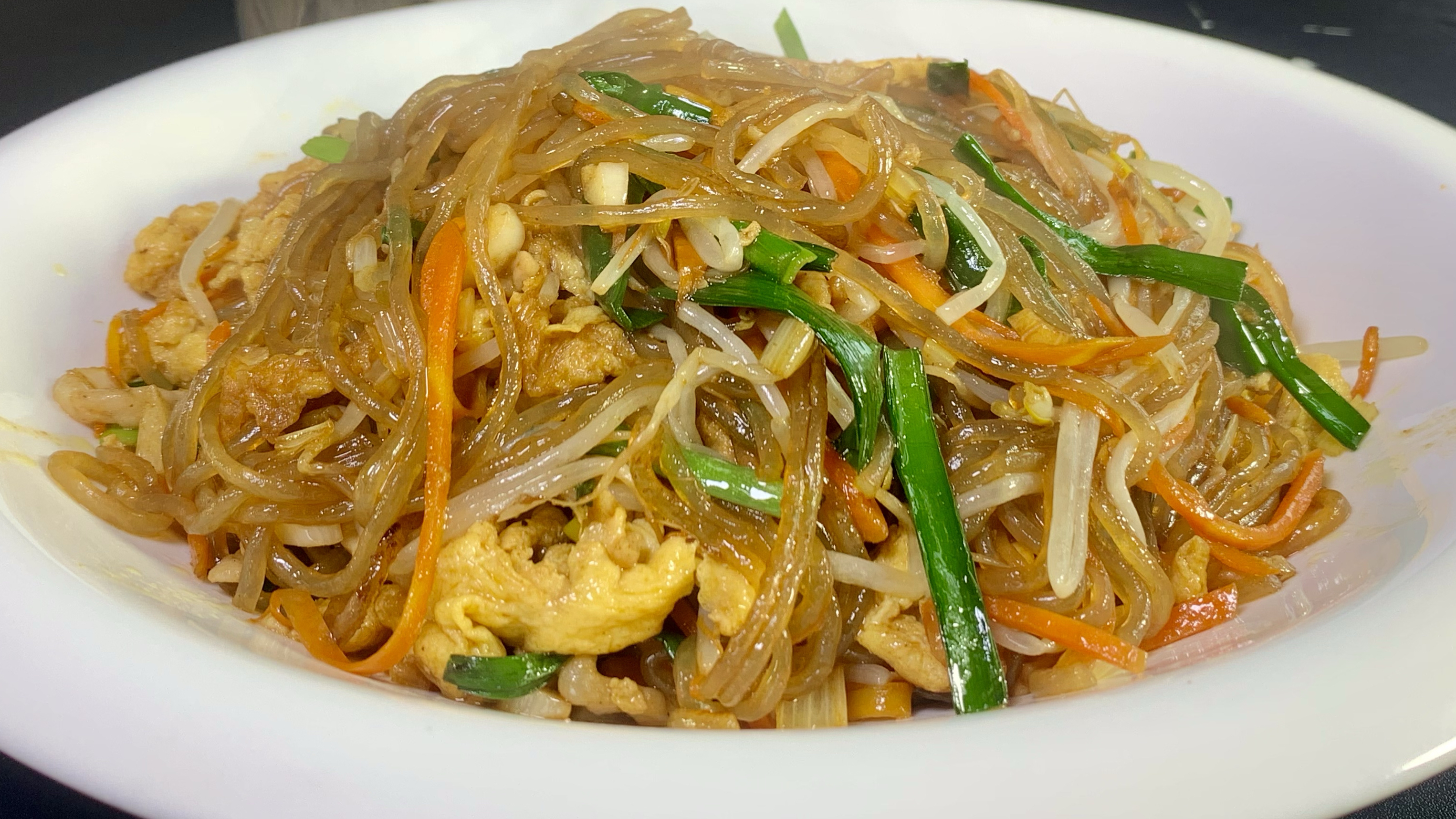 立春必吃的传统美食炒合菜，做法简单，鲜香滑嫩，脆爽可口