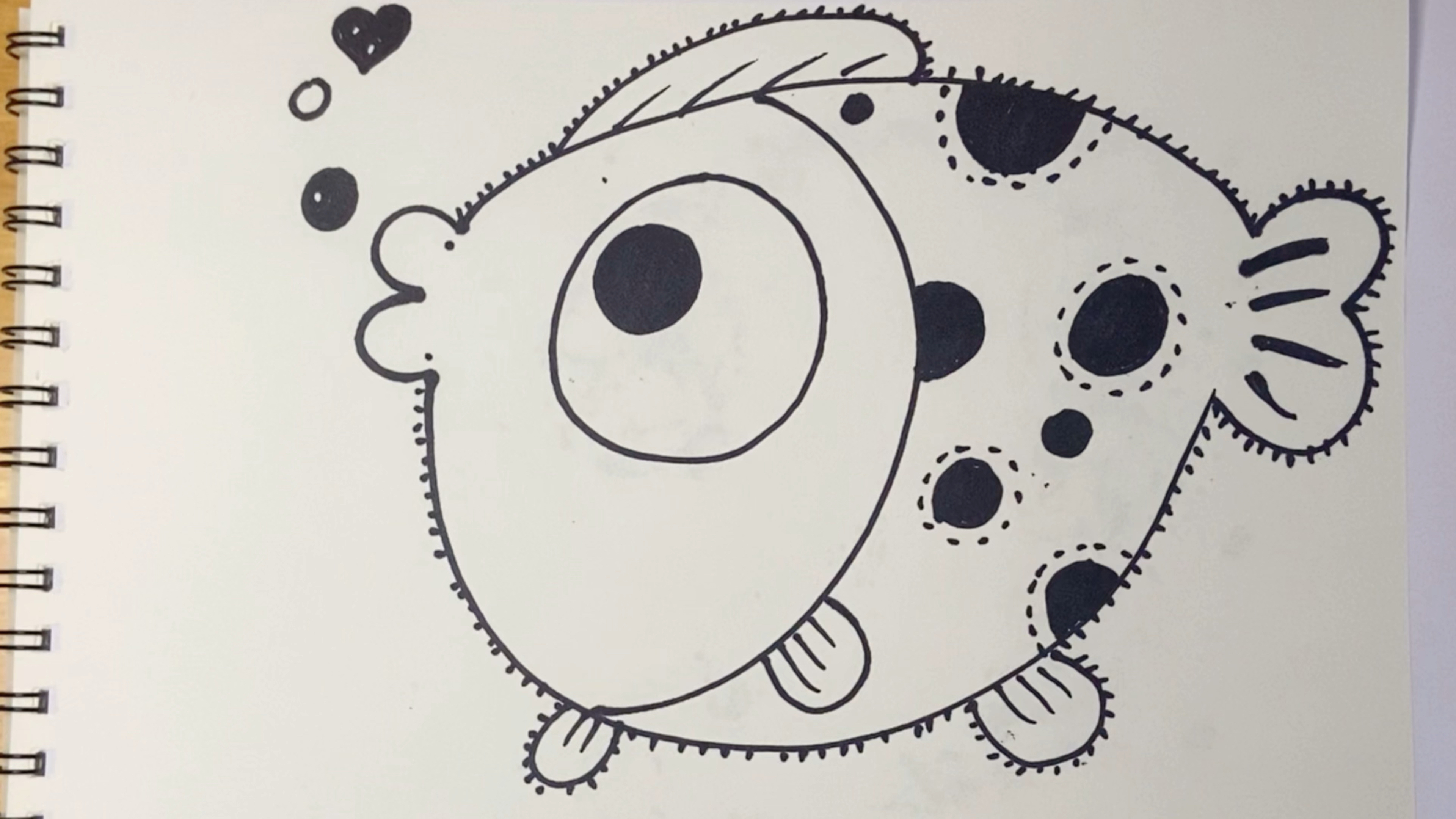 一分钟线描画《鱼》(7)