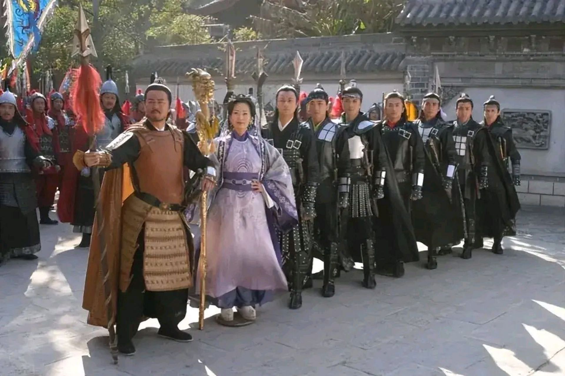 在杨家将中有七郎八虎之说,指的是老令公杨继业和佘老太君的八个