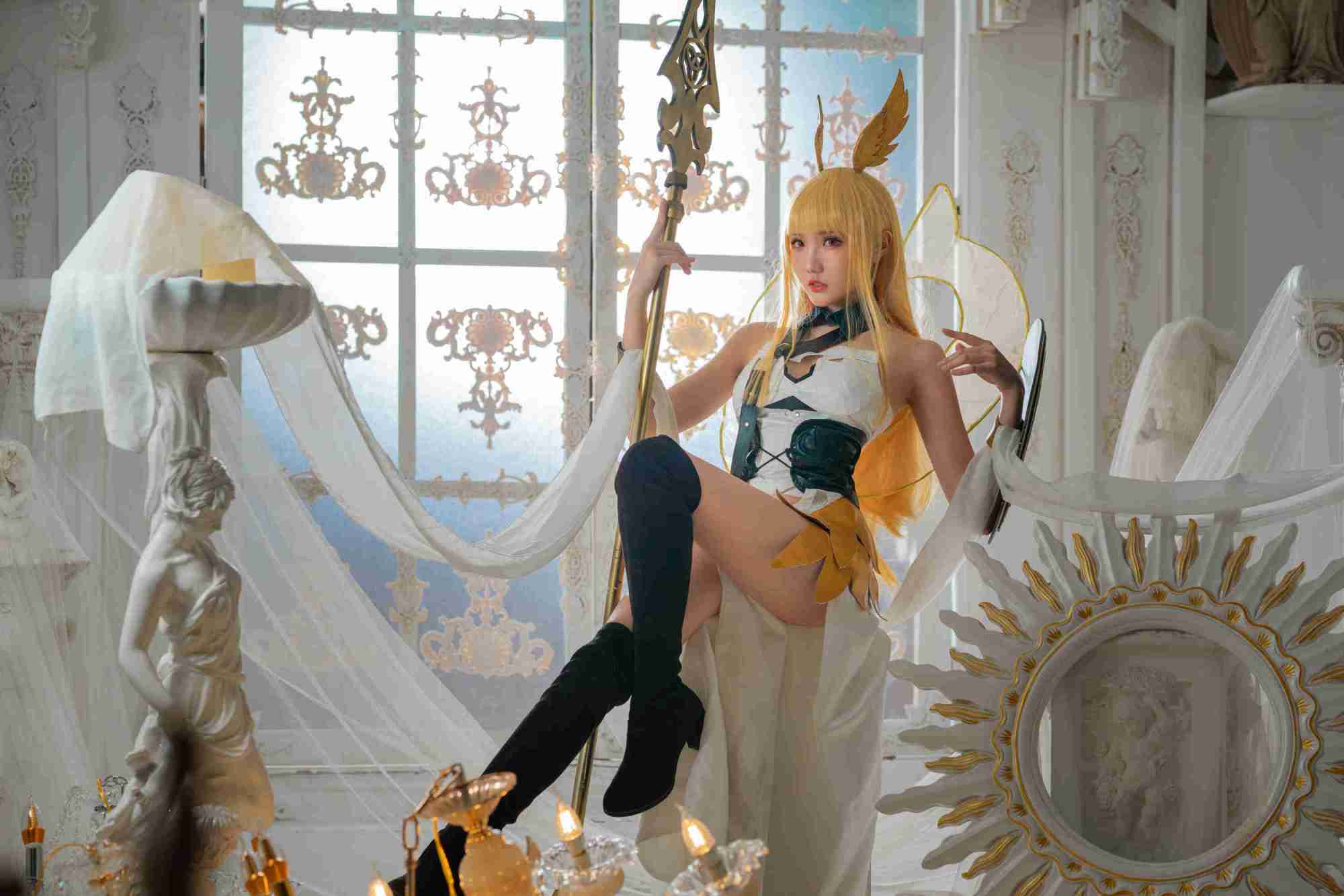 瓜希酱cos图集包欣赏,太阳神似的瓦尔基里 瓜希酱cos图集包欣赏,太阳神似的瓦尔基里