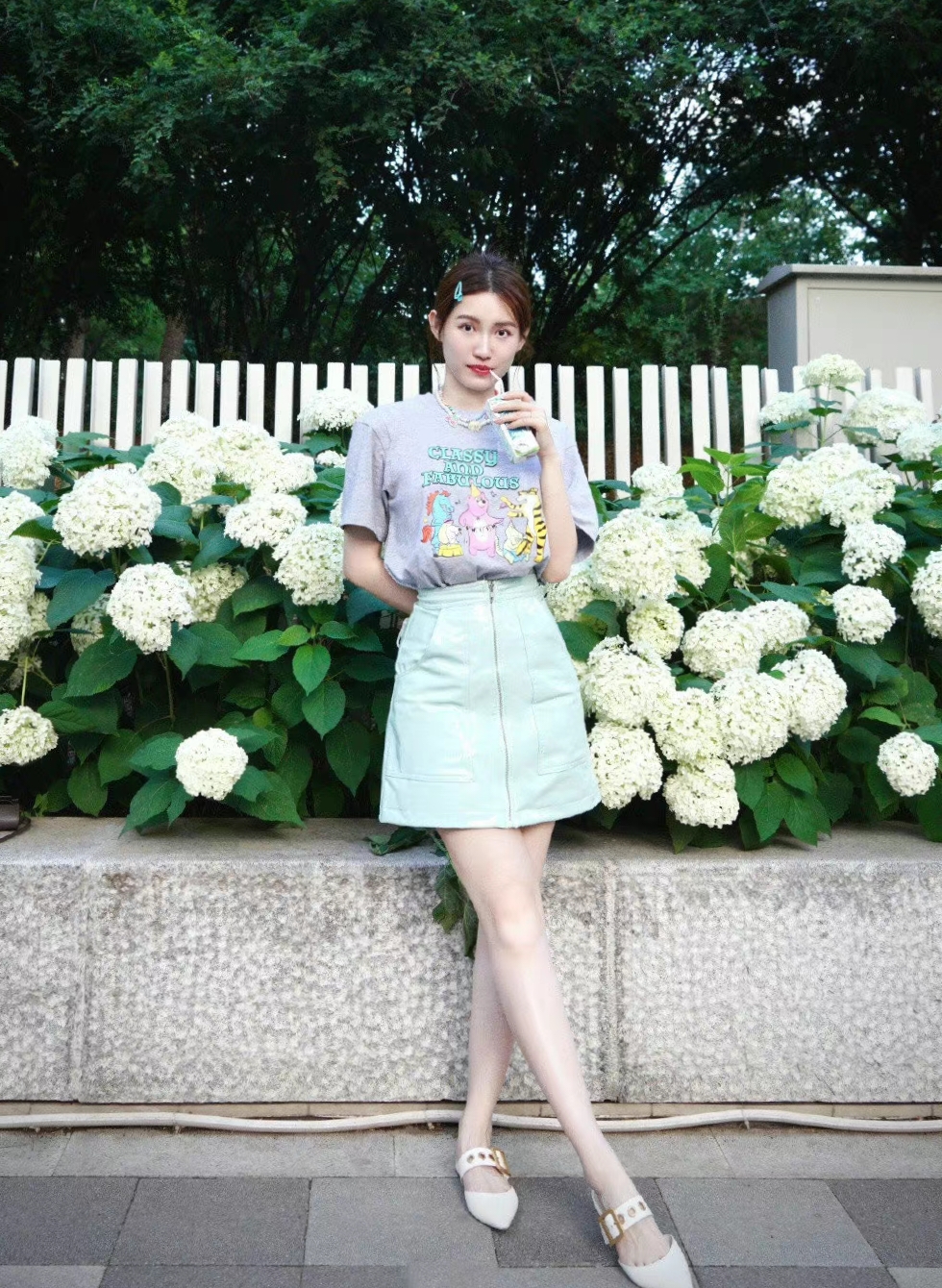 清新阳光的美女苏青