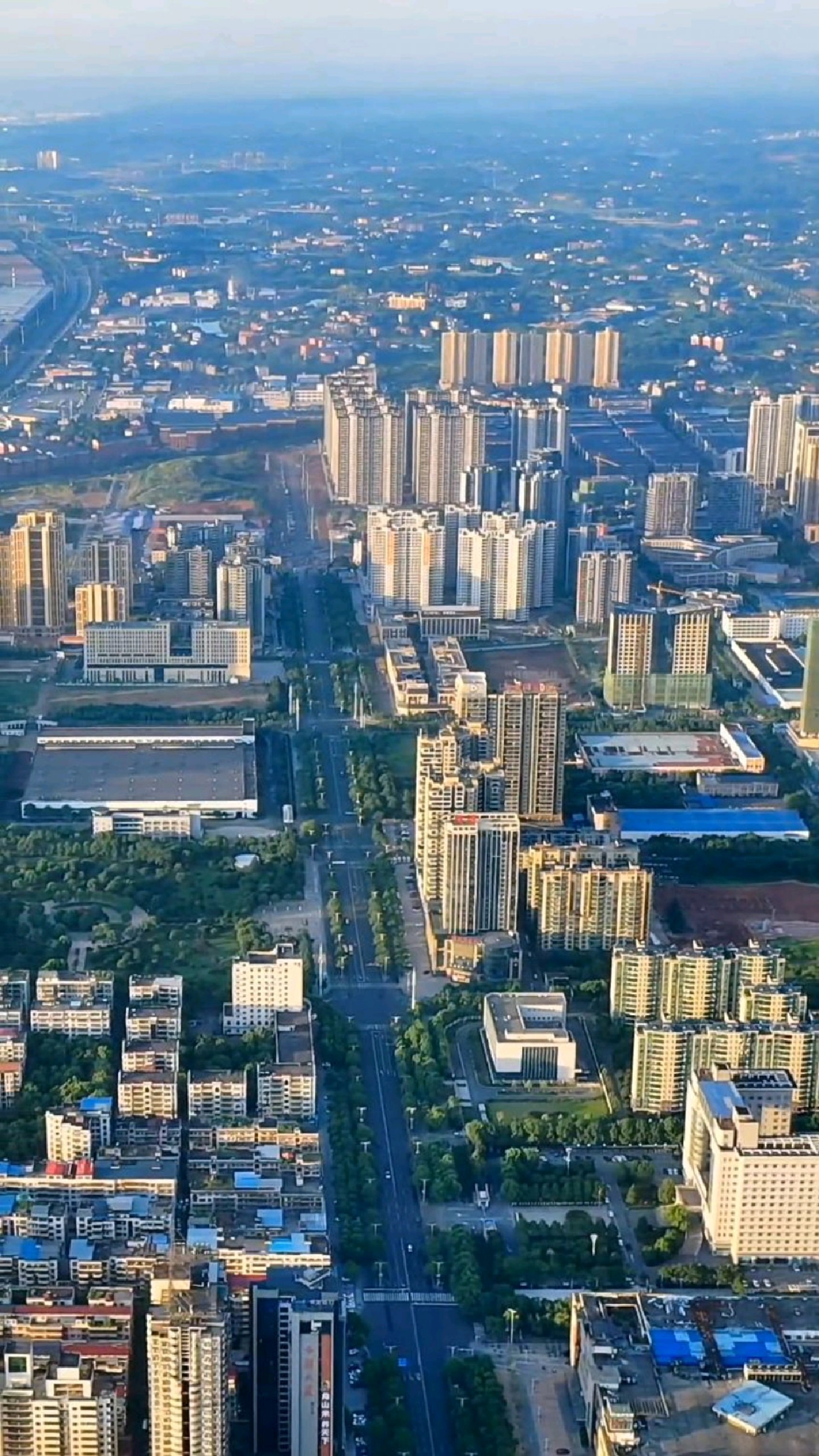 航拍视角下的衡阳国家高新区解放大道以南华新片区有你熟悉的地方吗