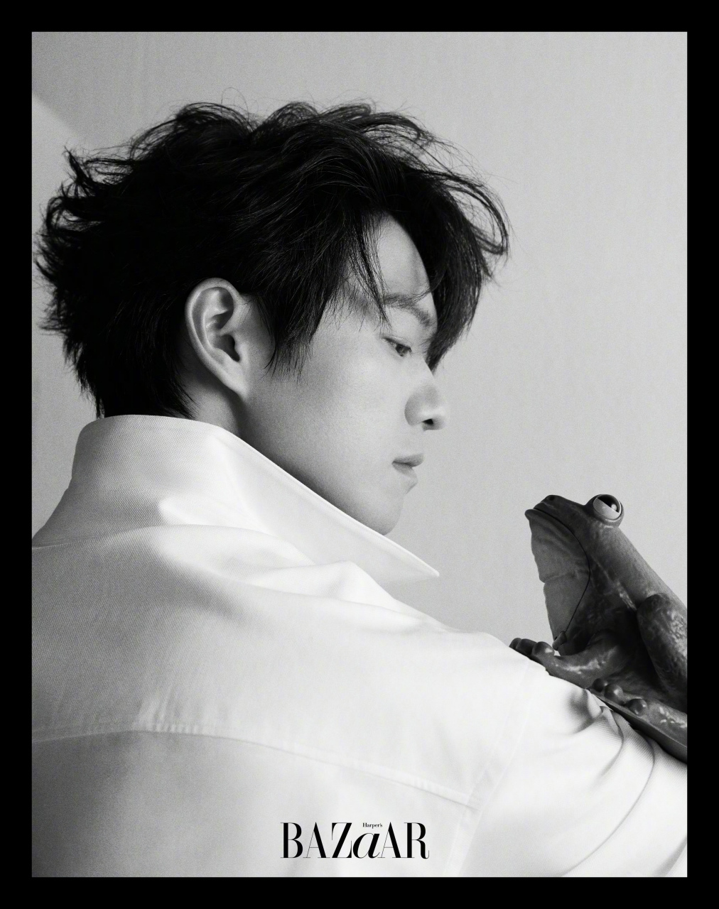 魏大勋今日营业照,我怎么觉得大勋爆了以后,越来越帅了.