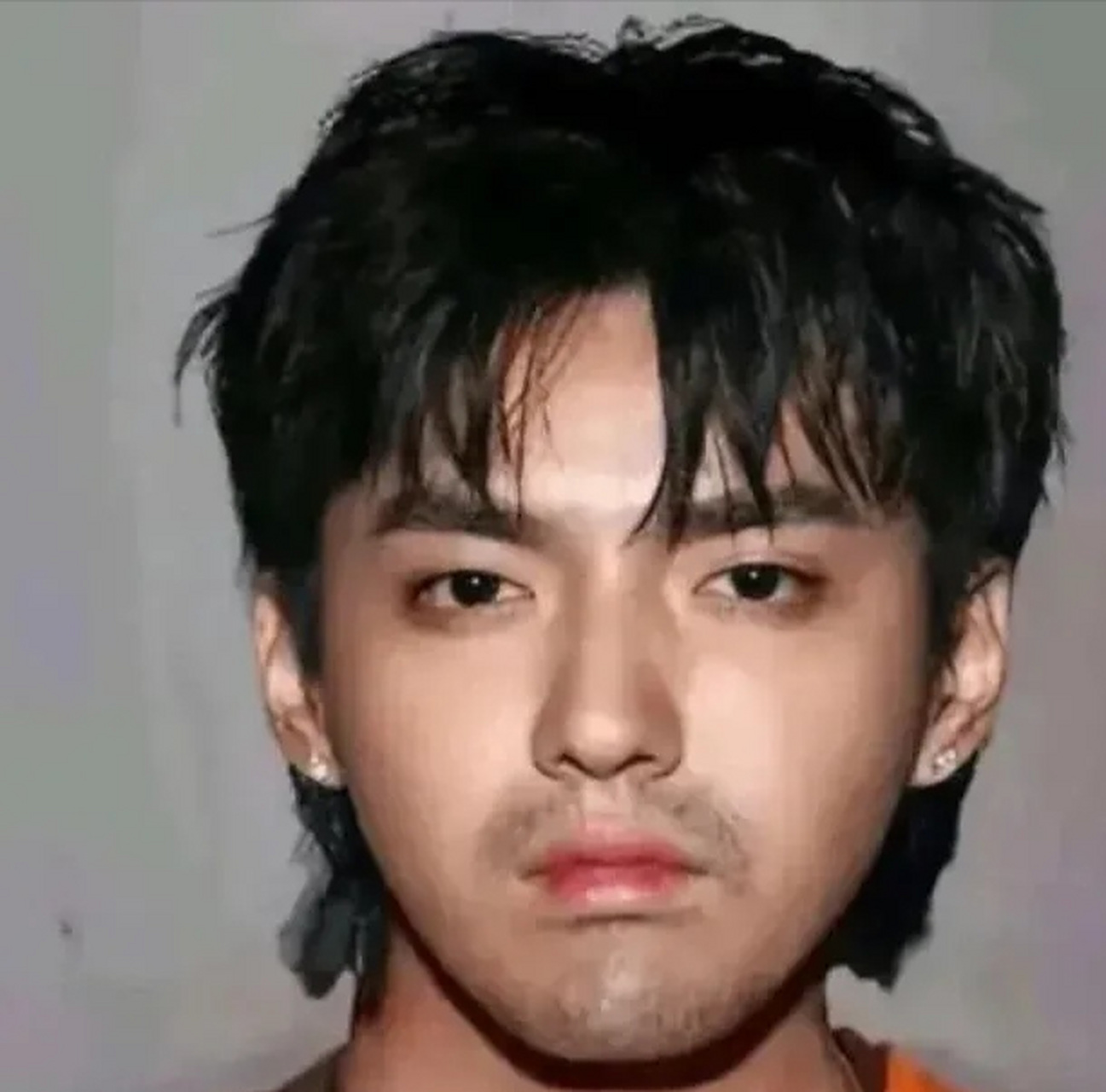 加拿大电鳗吴亦凡,不服一审宣判十三年有期徒刑.两年后选择上诉