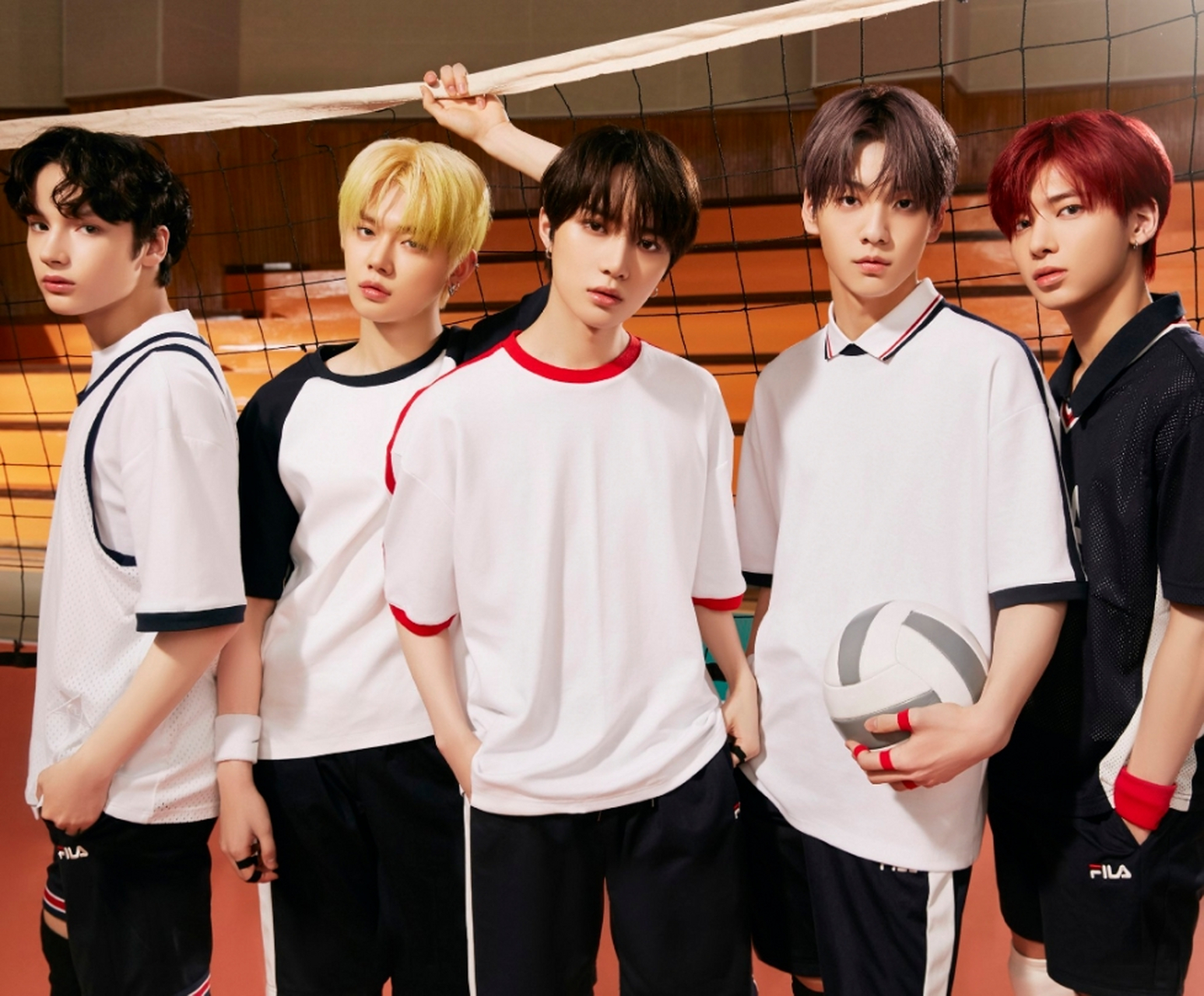 txt 解散# 韩国男团组合txt与所属公司hybe娱乐结束了4年的合作,专属