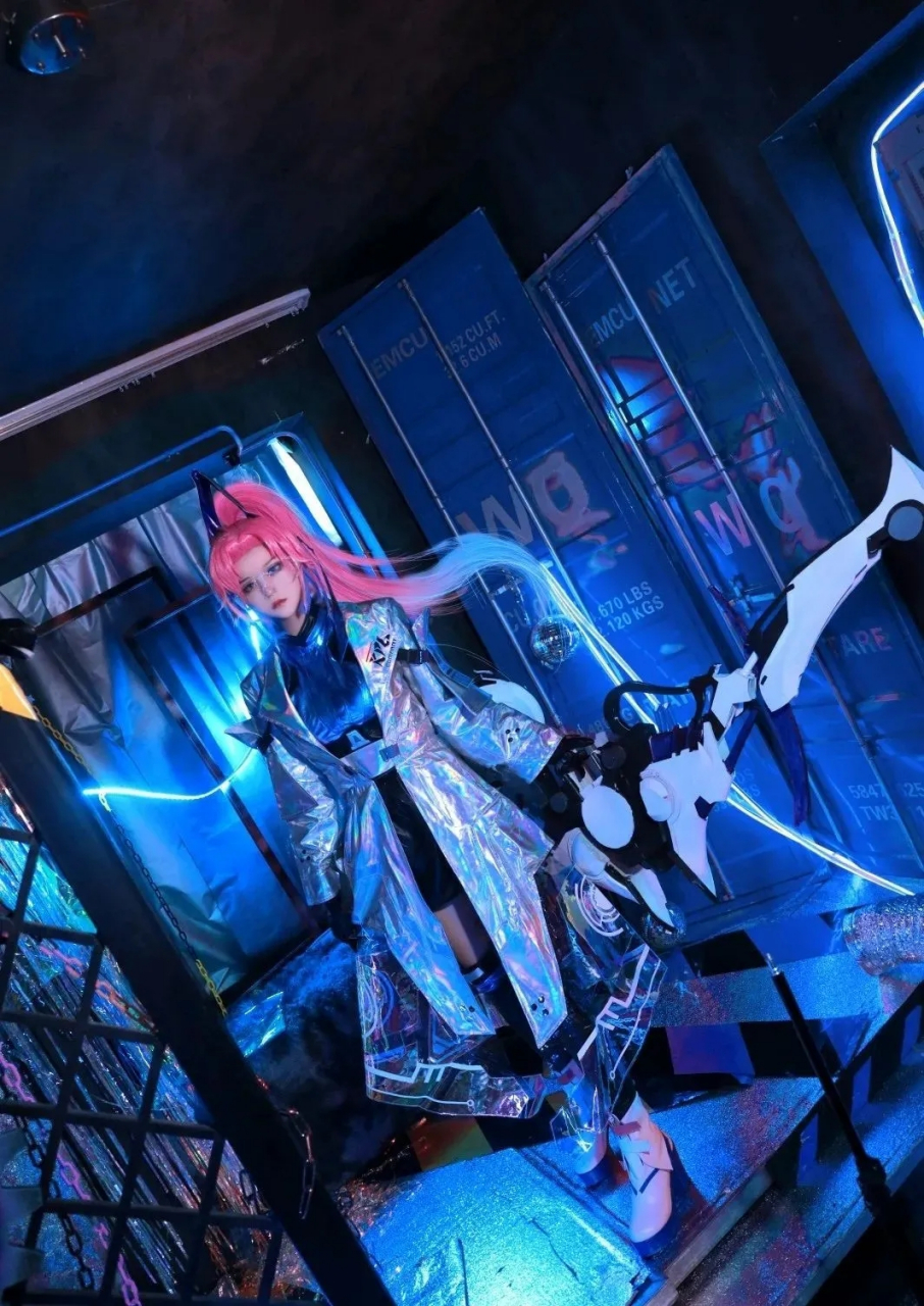 今天带给大家小姐姐的伽罗皮肤cos,这次绝对够惊艳.