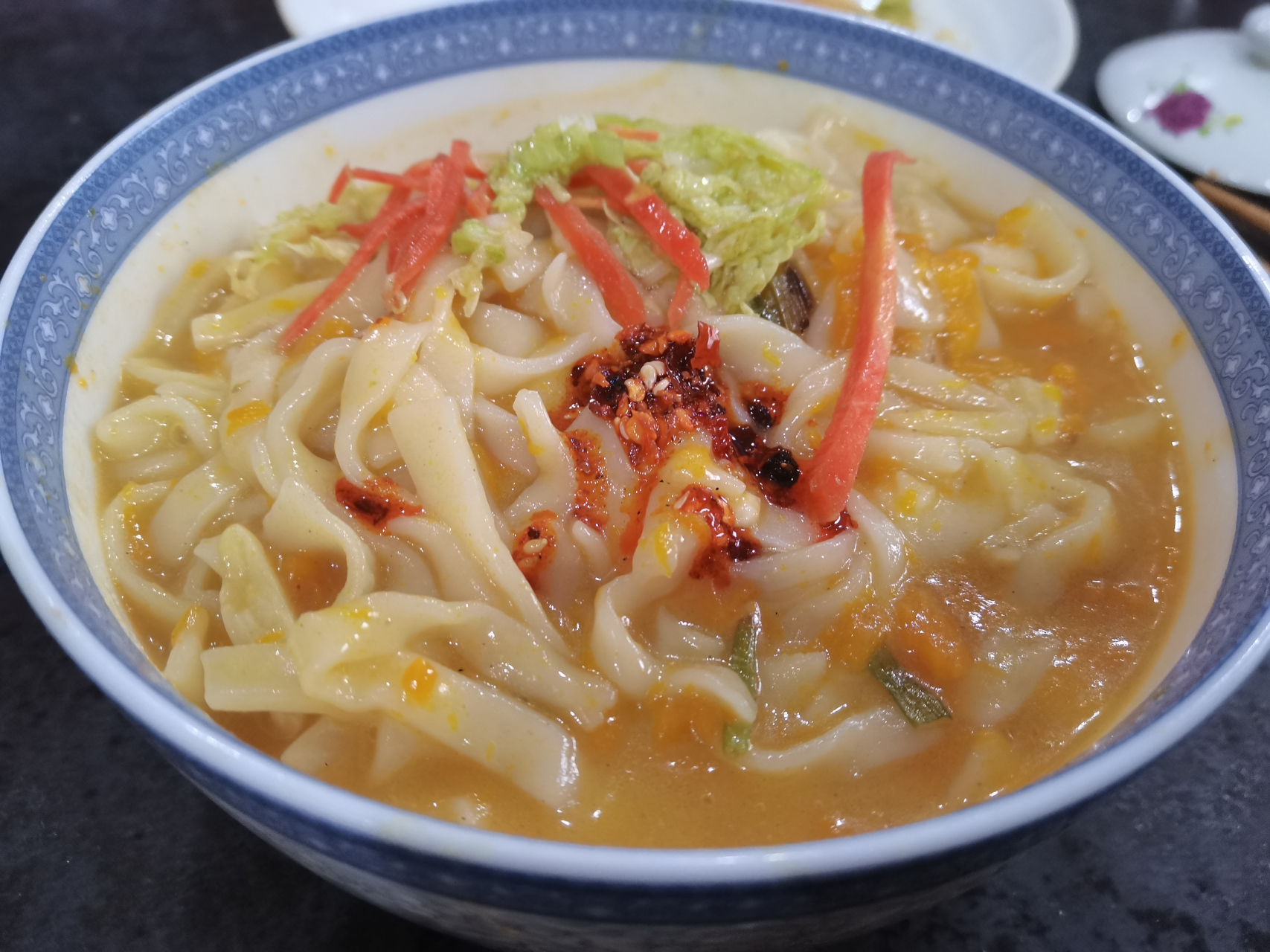 大荔美食:连锅南瓜面 在我们这里有一种美食叫连锅面,配上自己喜欢的