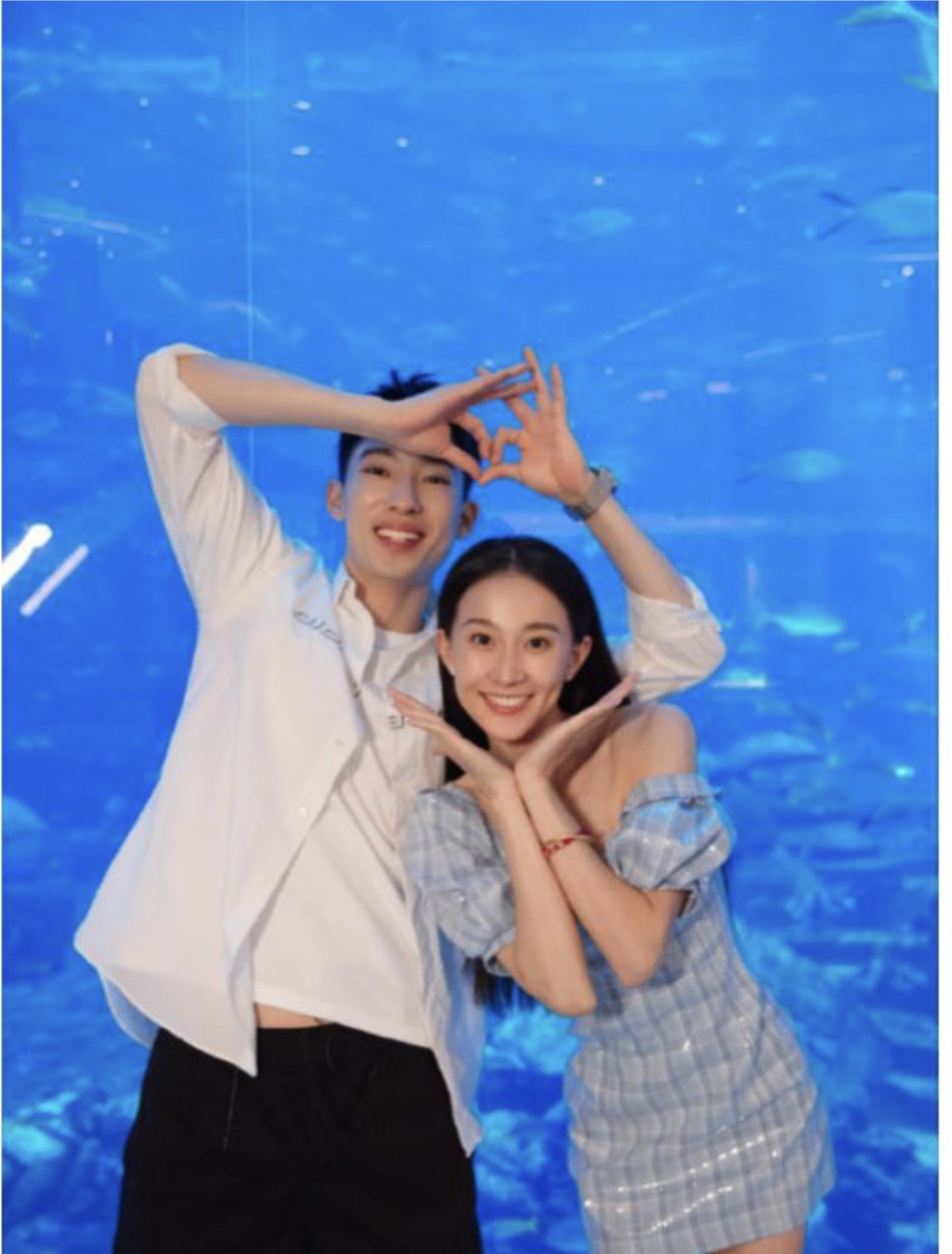 当初张豆豆和于家翊参加《女儿3》时很甜蜜,没想到转身嫁给孙杨,确实