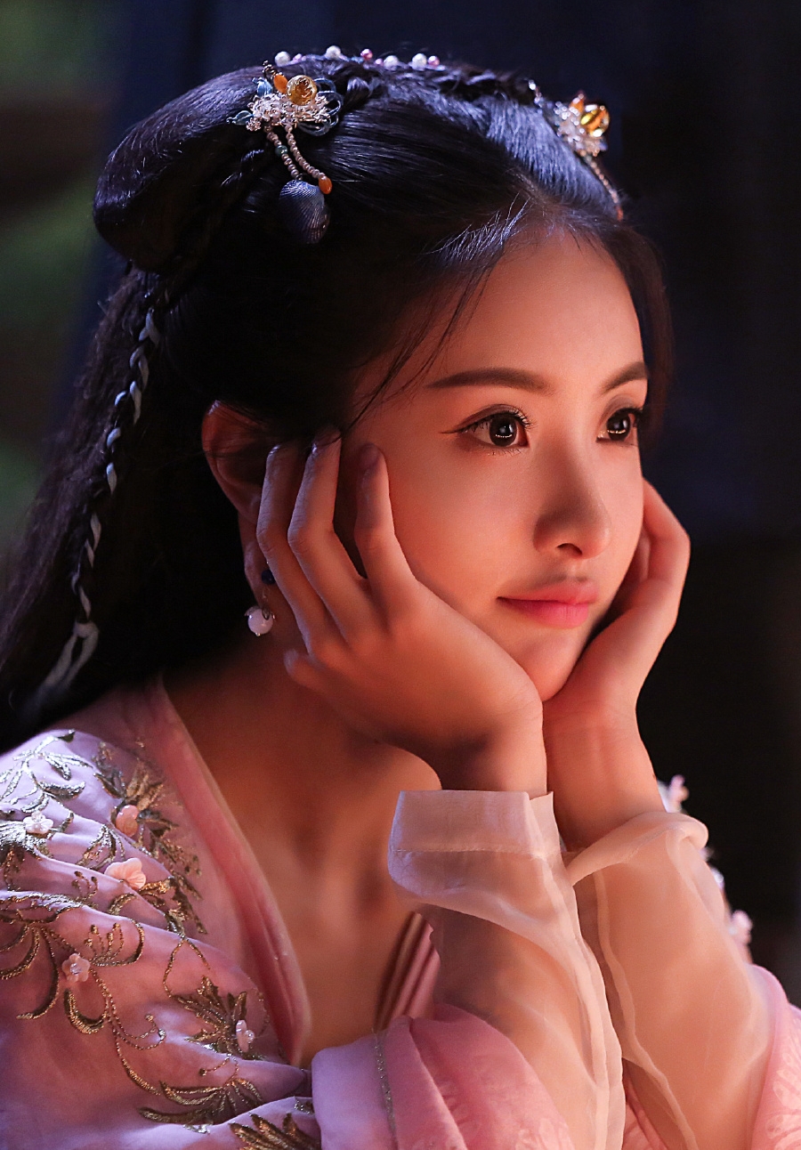 精美图集|赖雨濛,气质优雅的美女