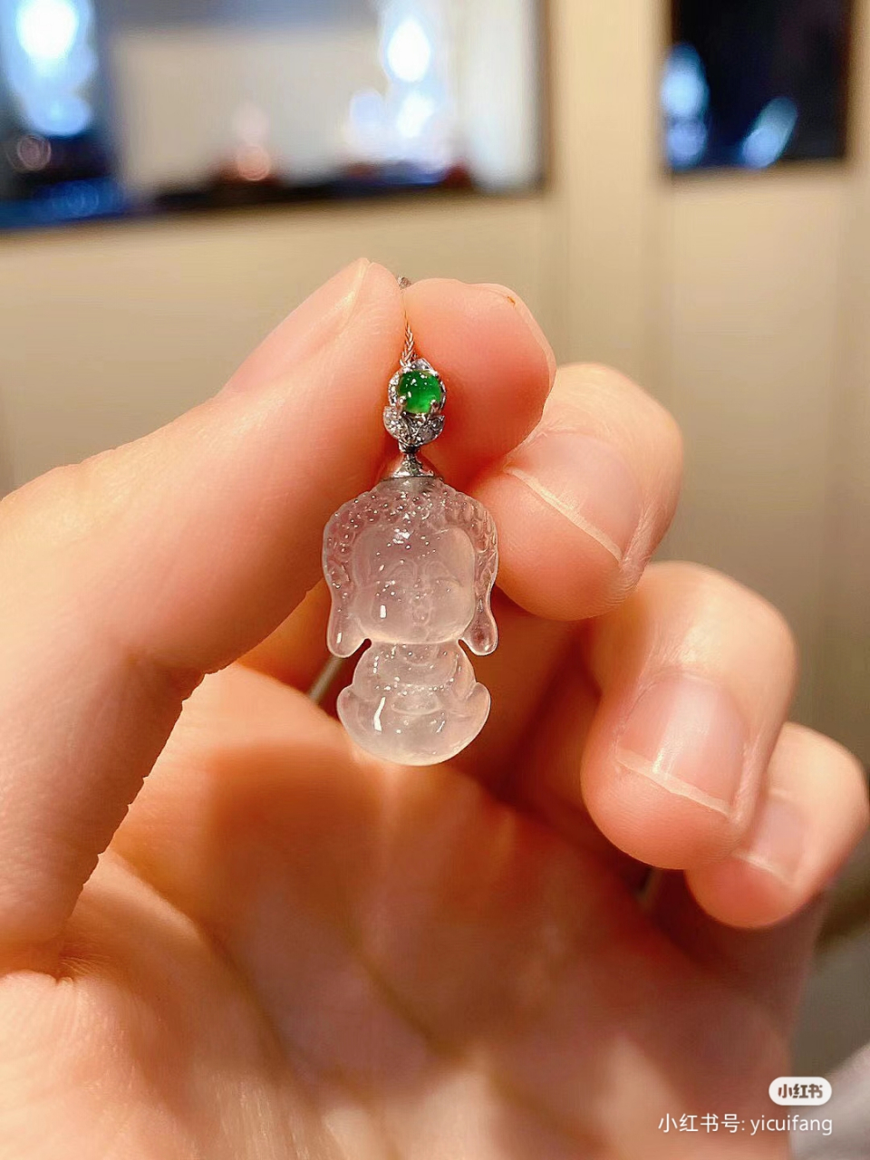 宝宝佩戴翡翠最佳的选,这样的宝宝佛,萌不萌可不可爱