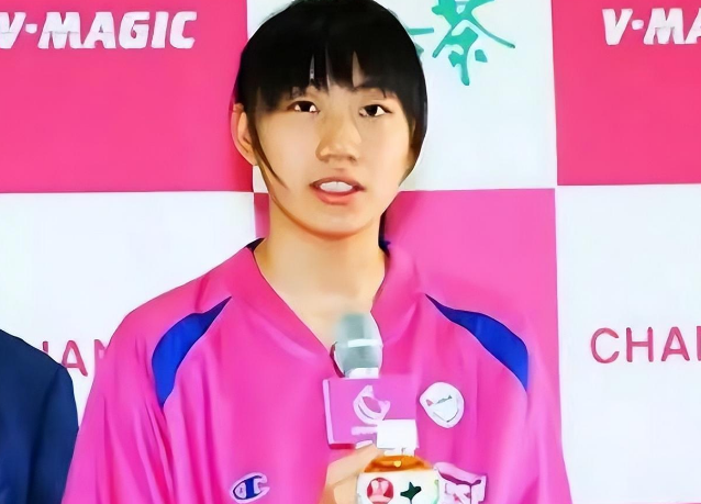 女子篮球奇才李明阳:假扮日本人,称日本富豪为义父,被人鄙视