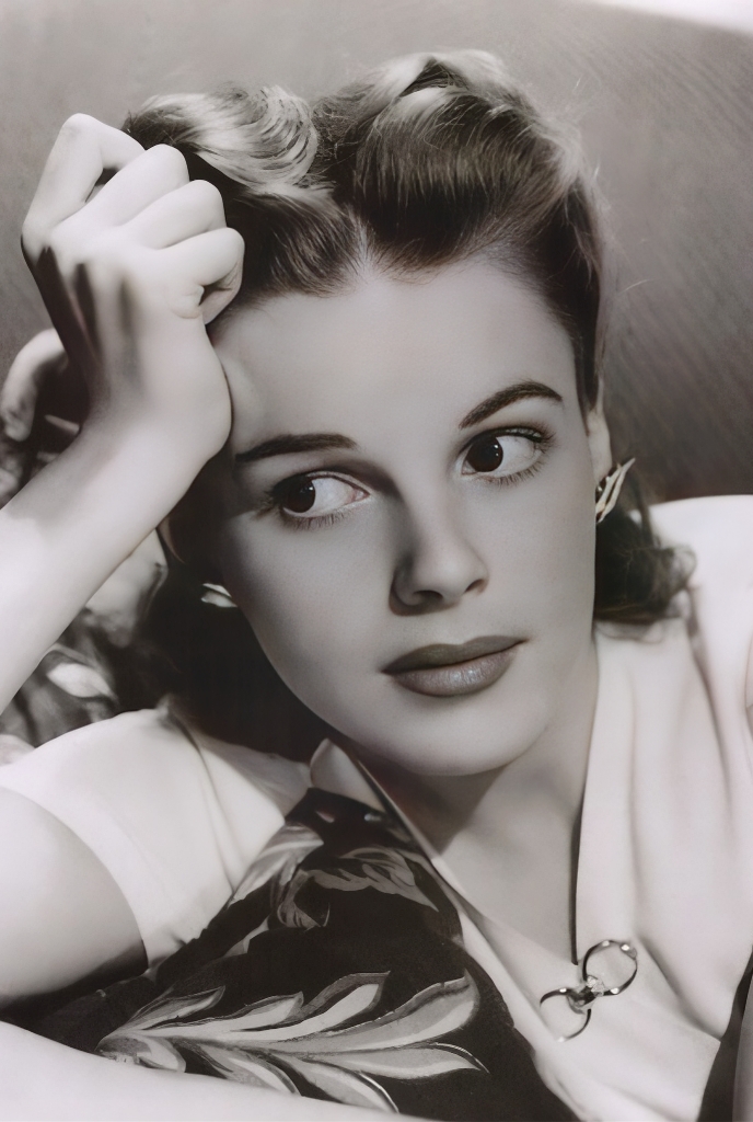 精美图集|简·西摩尔气质优雅,端庄美丽