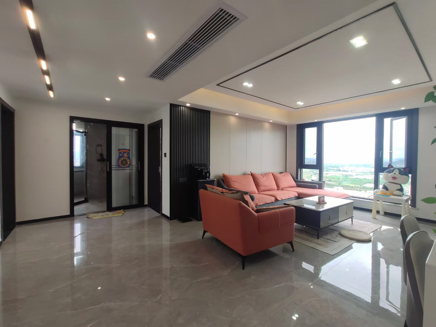 廿三里皇冠花园131平.265w