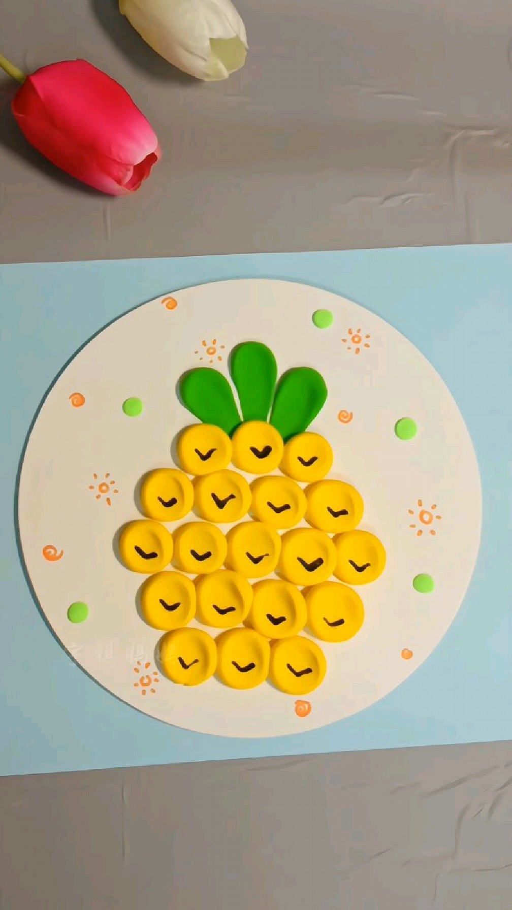 大菠萝手工粘土画