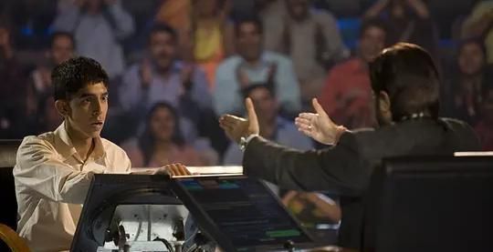 《贫民富翁》贾马尔的故事,从拍摄背景到电影主题,传达了什么?