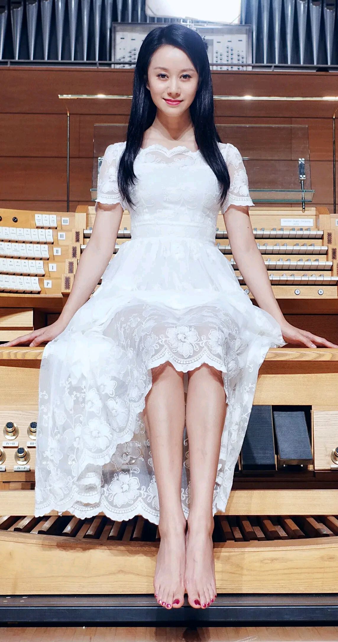 倪虹洁惊艳高清写真美得让人心动,身材饱满,性感迷人