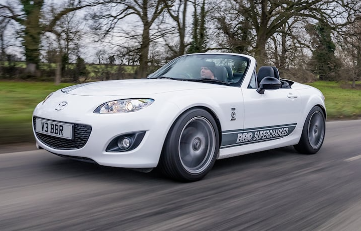 新的增压套件将nc马自达mx-5 miata提升至300 hp