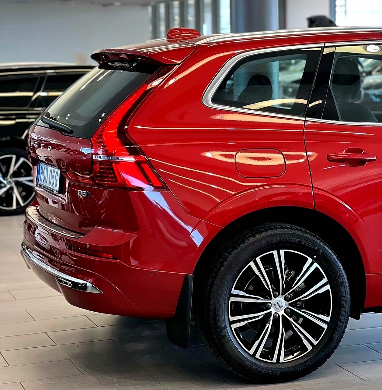 2022款沃尔沃xc60b5 awd,国外的红色版 #沃尔沃