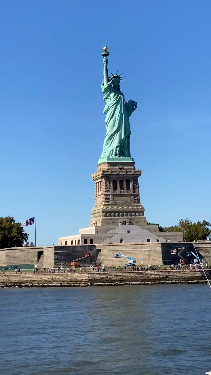纽约中心 自由女神像俯瞰世界-度小视