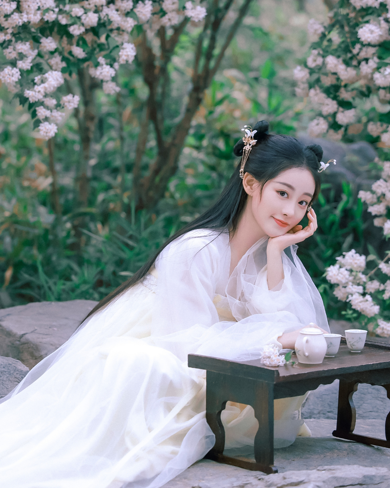 祝绪丹轻纱古风造型写真:甜美灵动,娇俏仙女!