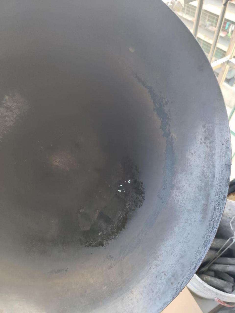 网友:好不容易清理干净,发现锅漏了,人太闲了吗?