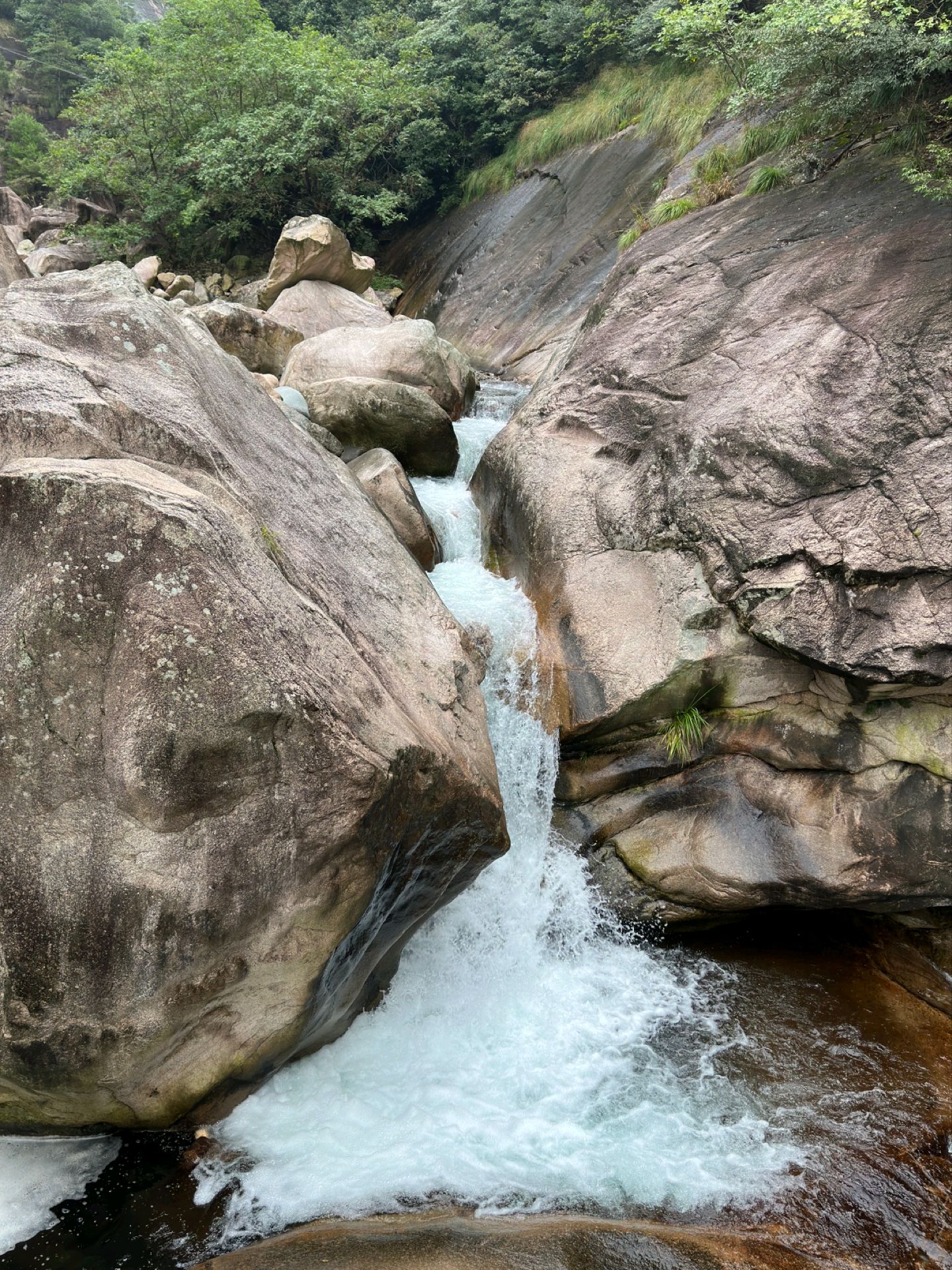 鄣山大峡谷图片