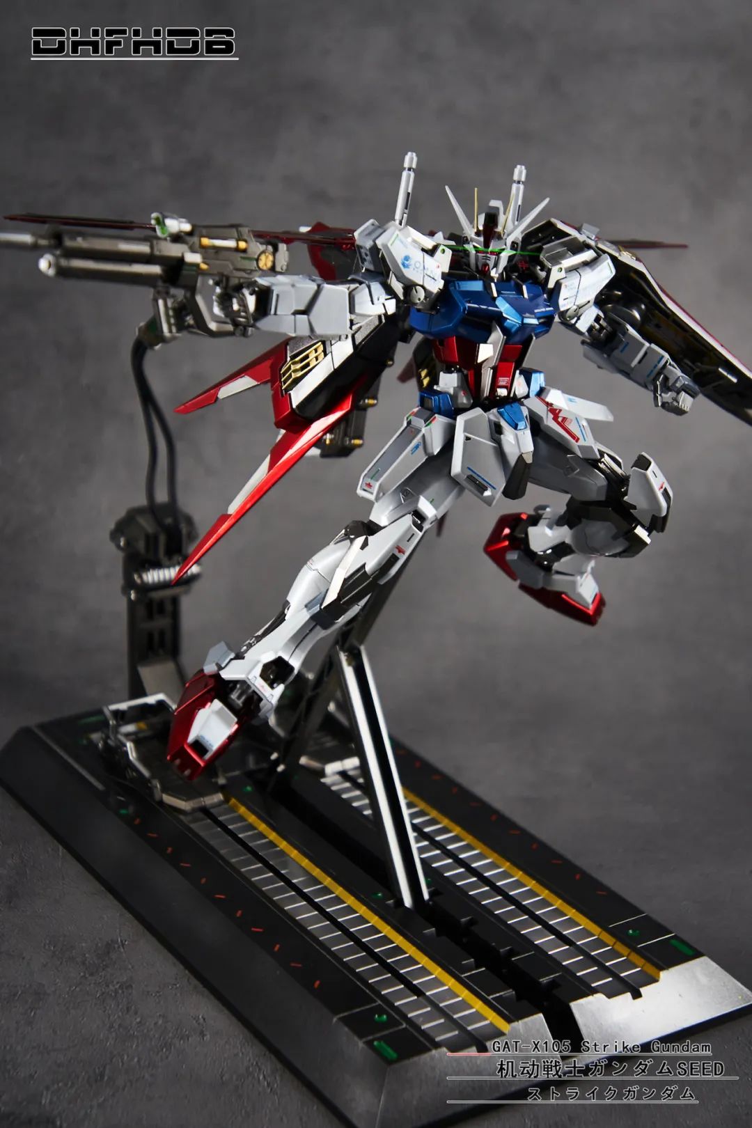 【佳作】万代mg强袭高达空战装备 3r暴风骨架改造