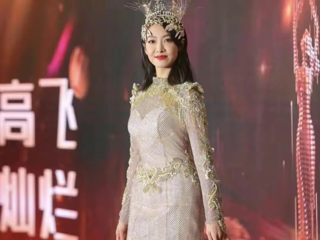 今天就带大家回顾历届金鹰女神,你觉得谁最美?