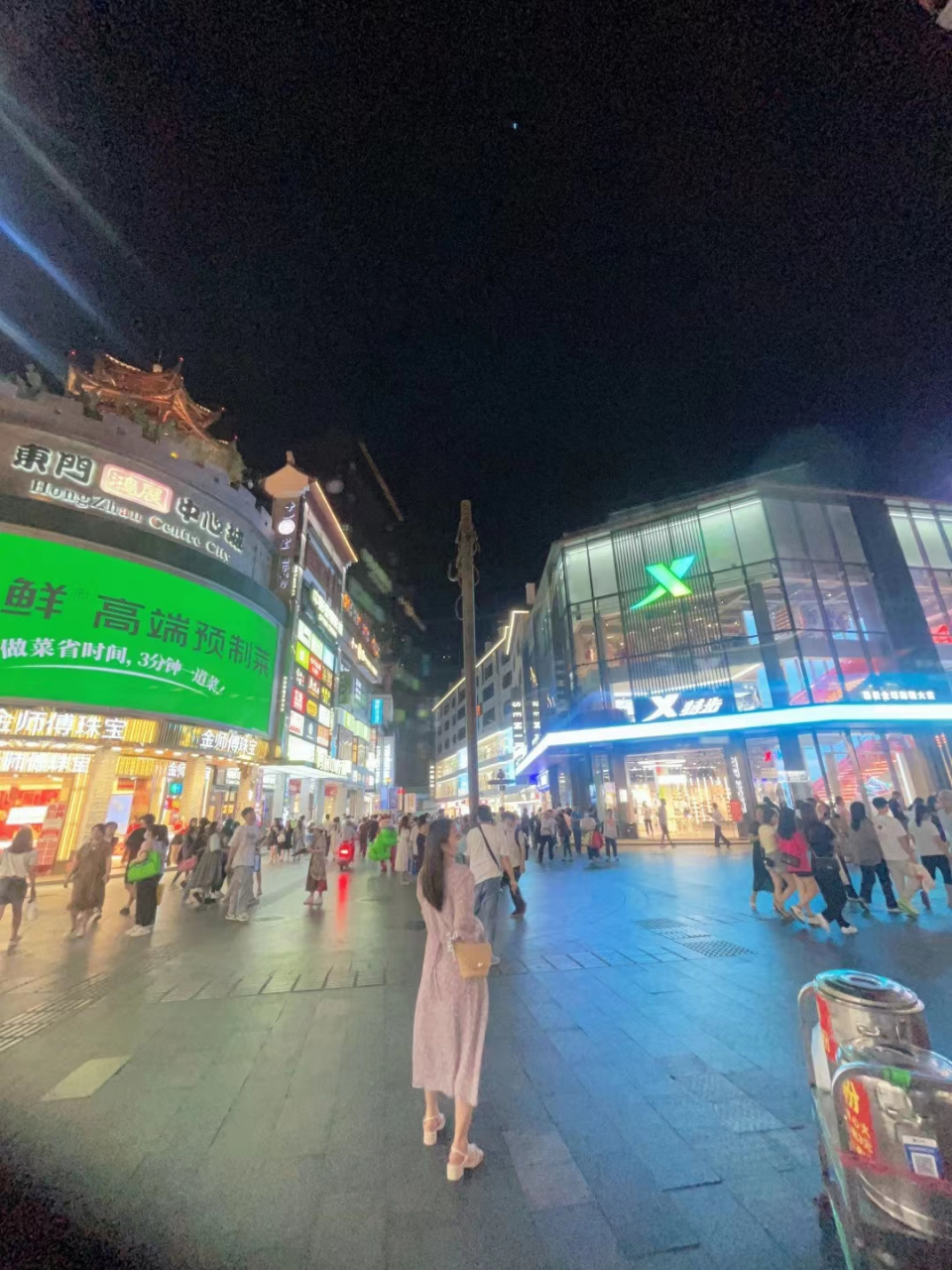 深圳龙岗区东门步行街