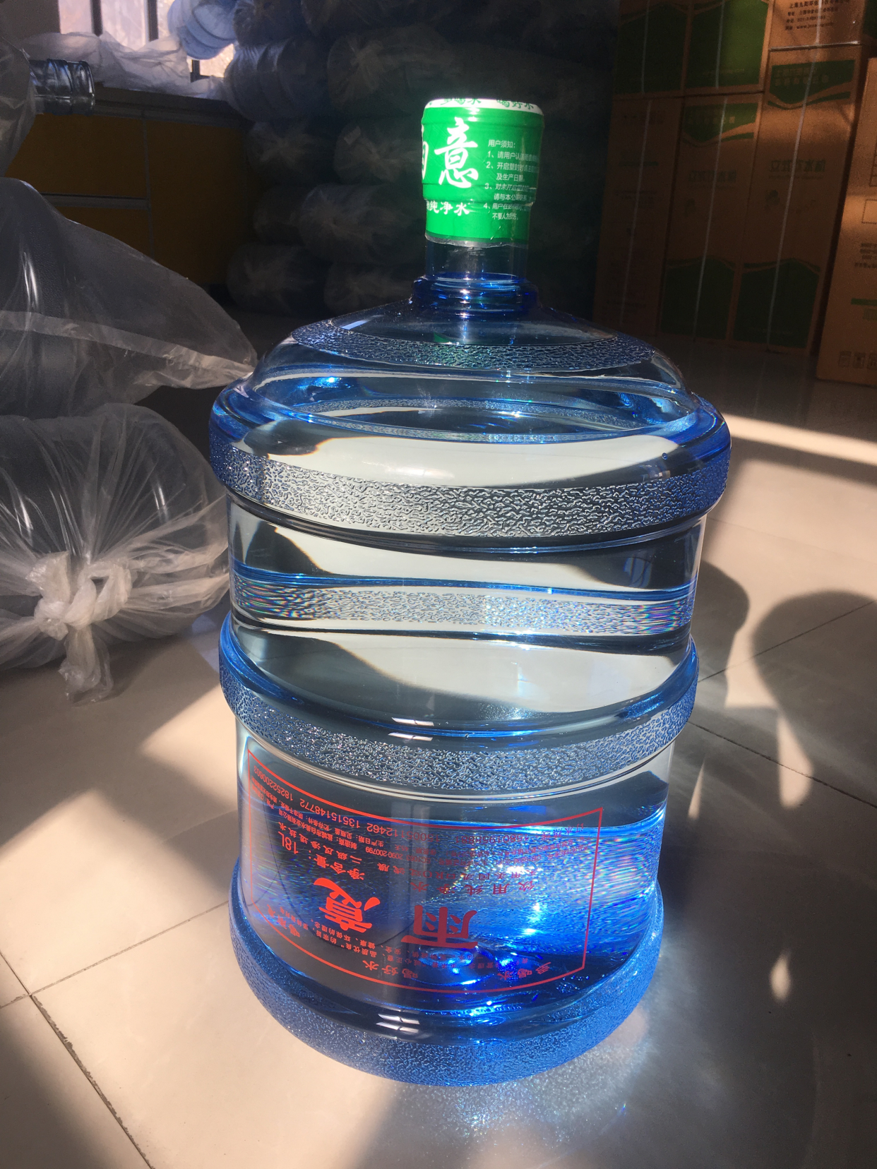 附近桶装水配送18.9升兴雨意饮用包装桶水,农夫山泉15801958881